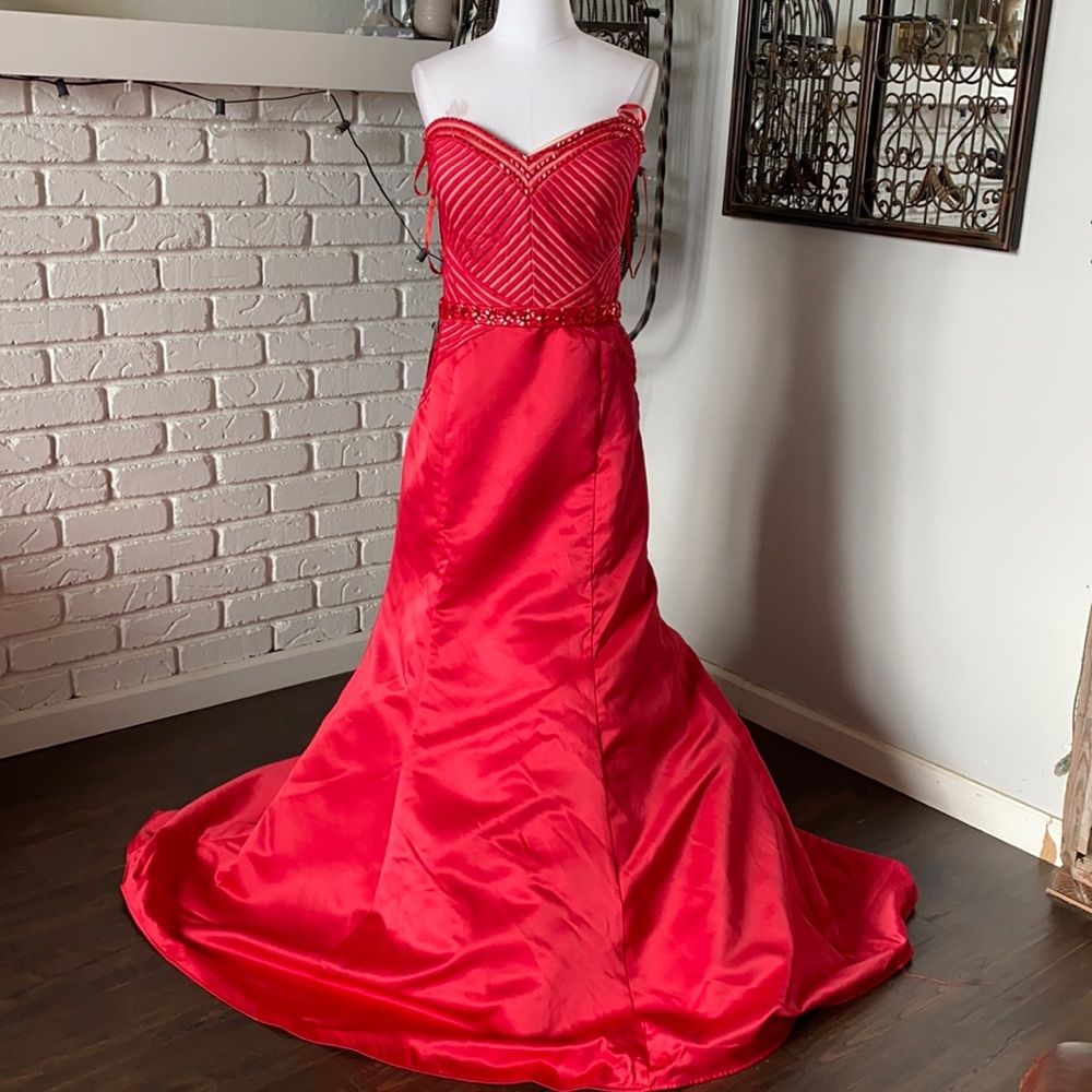 COLORS DRESS COLLECTION STYLE# 1578 RED FORMAL DRESS 18
